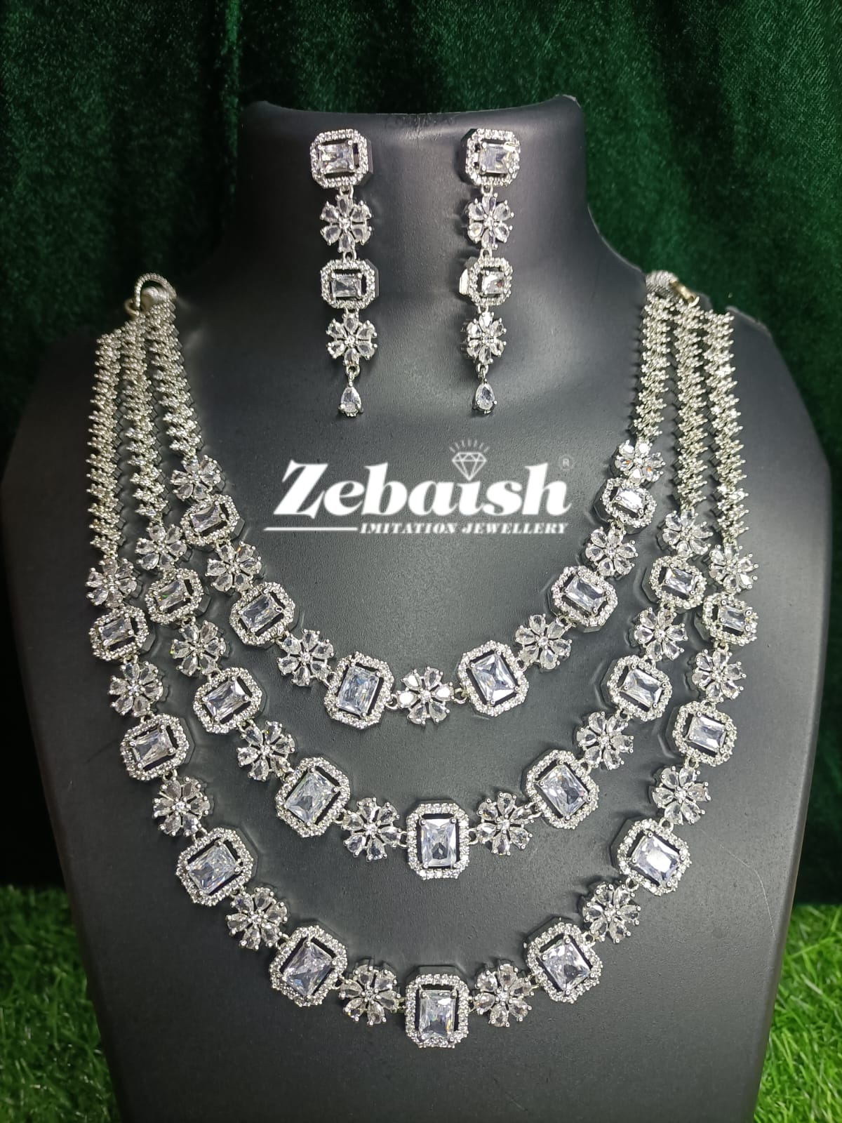 American Dimond Jewellery set